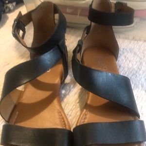Ankle strap sandals